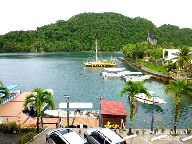 帛琉月伴湾旅馆Landmark Marina外景