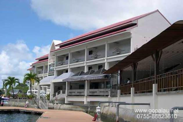 帛琉月伴湾旅馆Landmark Marina